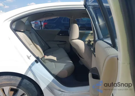 2015 Honda Accord z USA, uszkodzony, nr VIN 1HGCR2S31SA194817